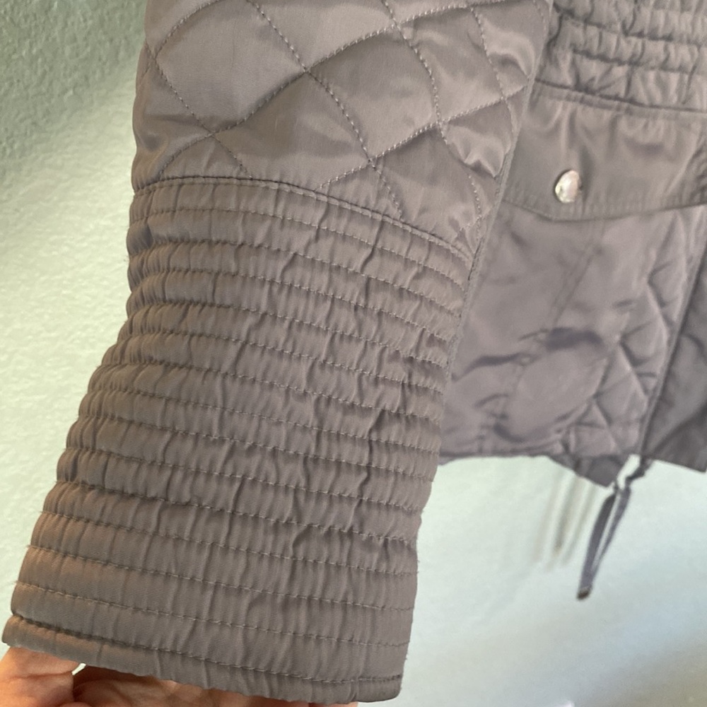 BCBGeneration Gray Quilted Puffer Jacket - image 4